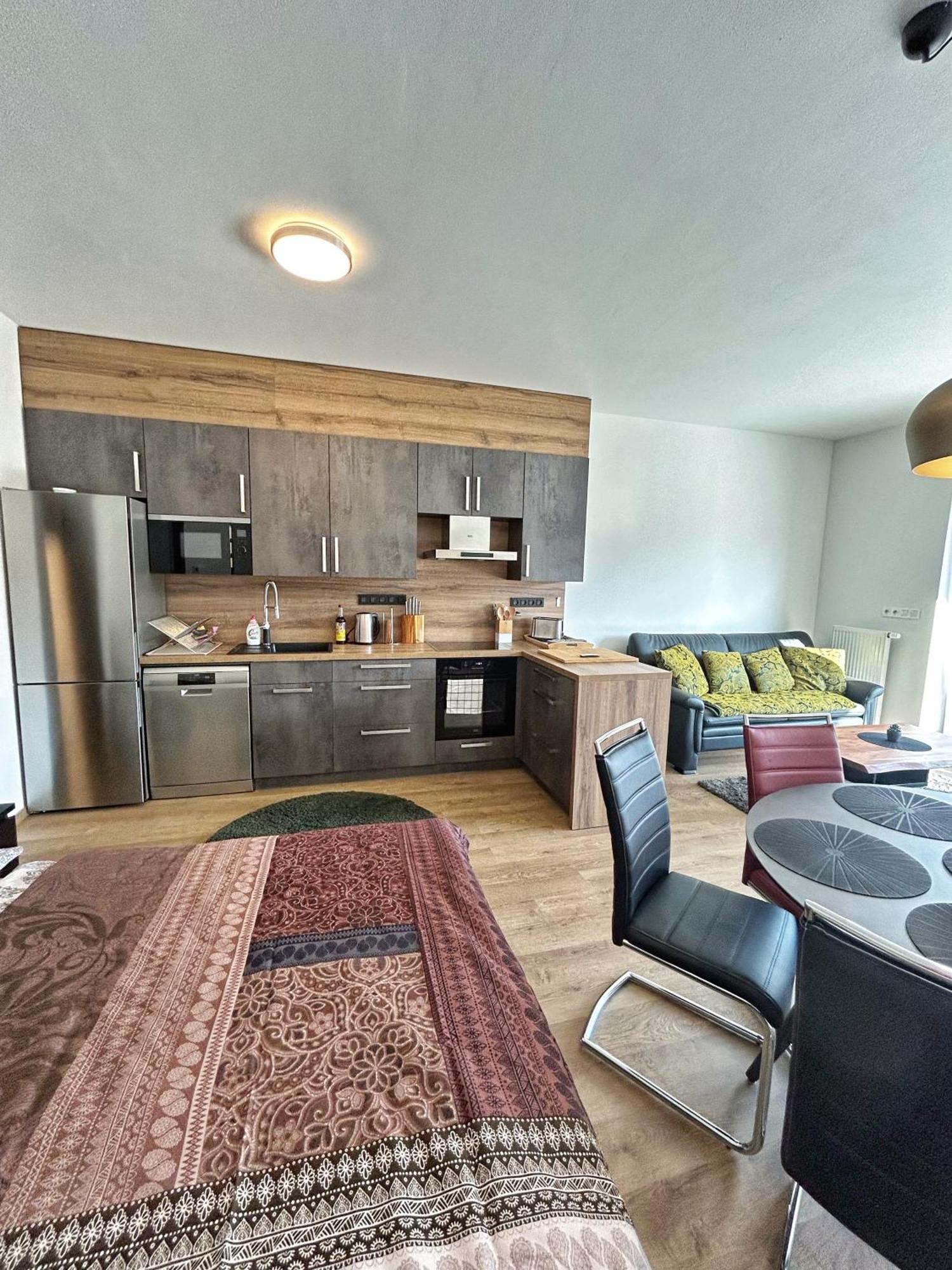 Apartman A3 Kasperky Slunny Moderni Apartman Na Horach Касперске Хори Екстериор снимка